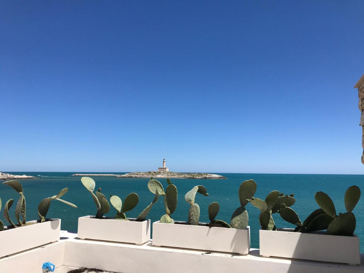 Romeus Al Fortino Dimora Sul Mare Vieste Exterior foto