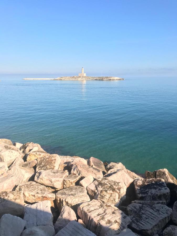 Romeus Al Fortino Dimora Sul Mare Vieste Exterior foto